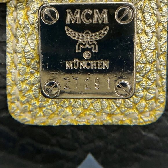 MCM Visetos Striped Munich Lion Tote Bag - Lion Princess Edition - Picture 9 of 9